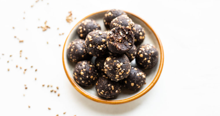Raw chocolate, almond and buckwheat truffles {vegan + gluten free}